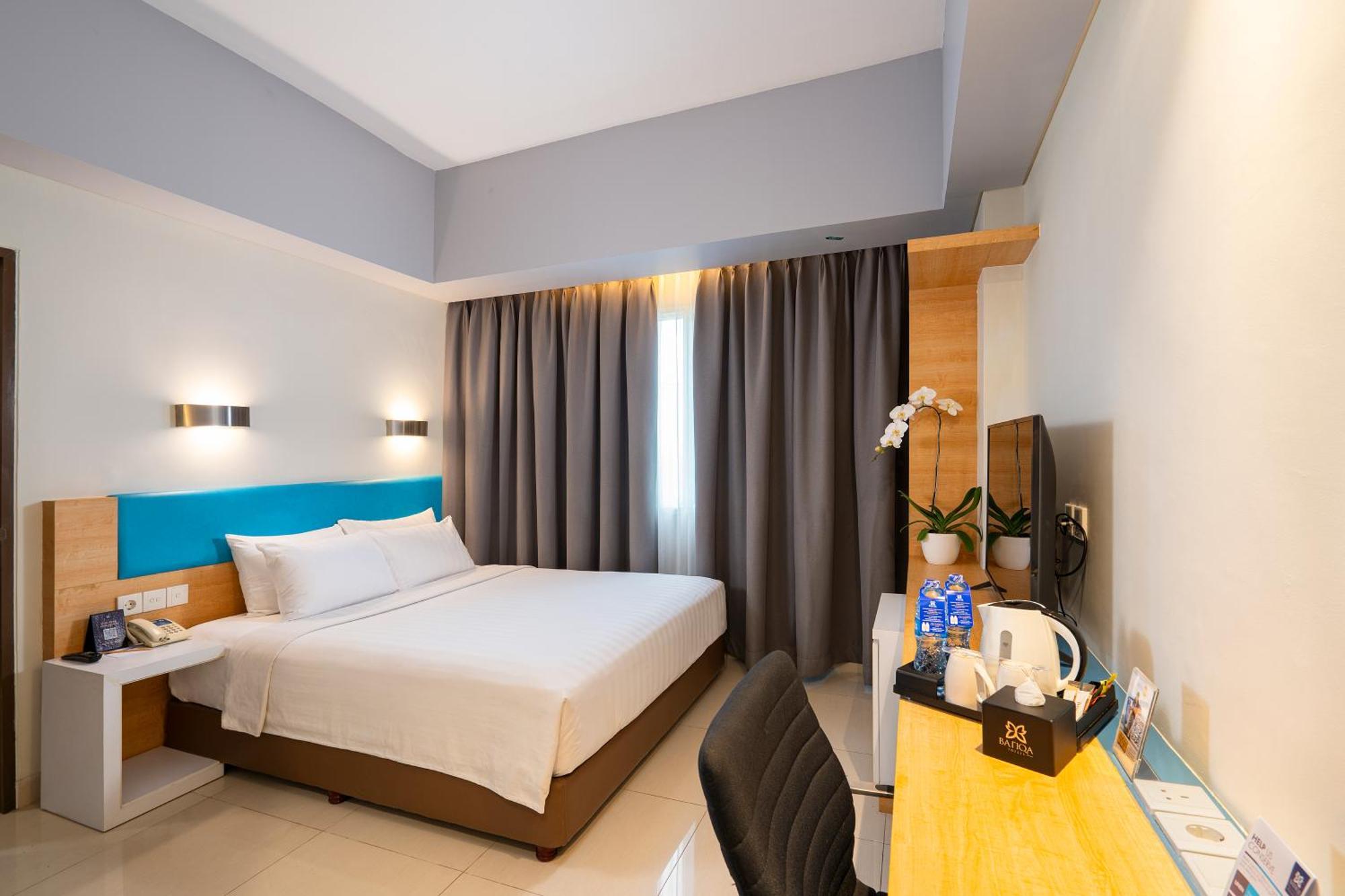 Batiqa Hotel y Apartamentos - Karawang Exterior foto
